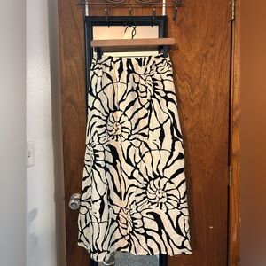 Rachel Zoe Black and Cream Abstract Sea Shell Maxi Skirt